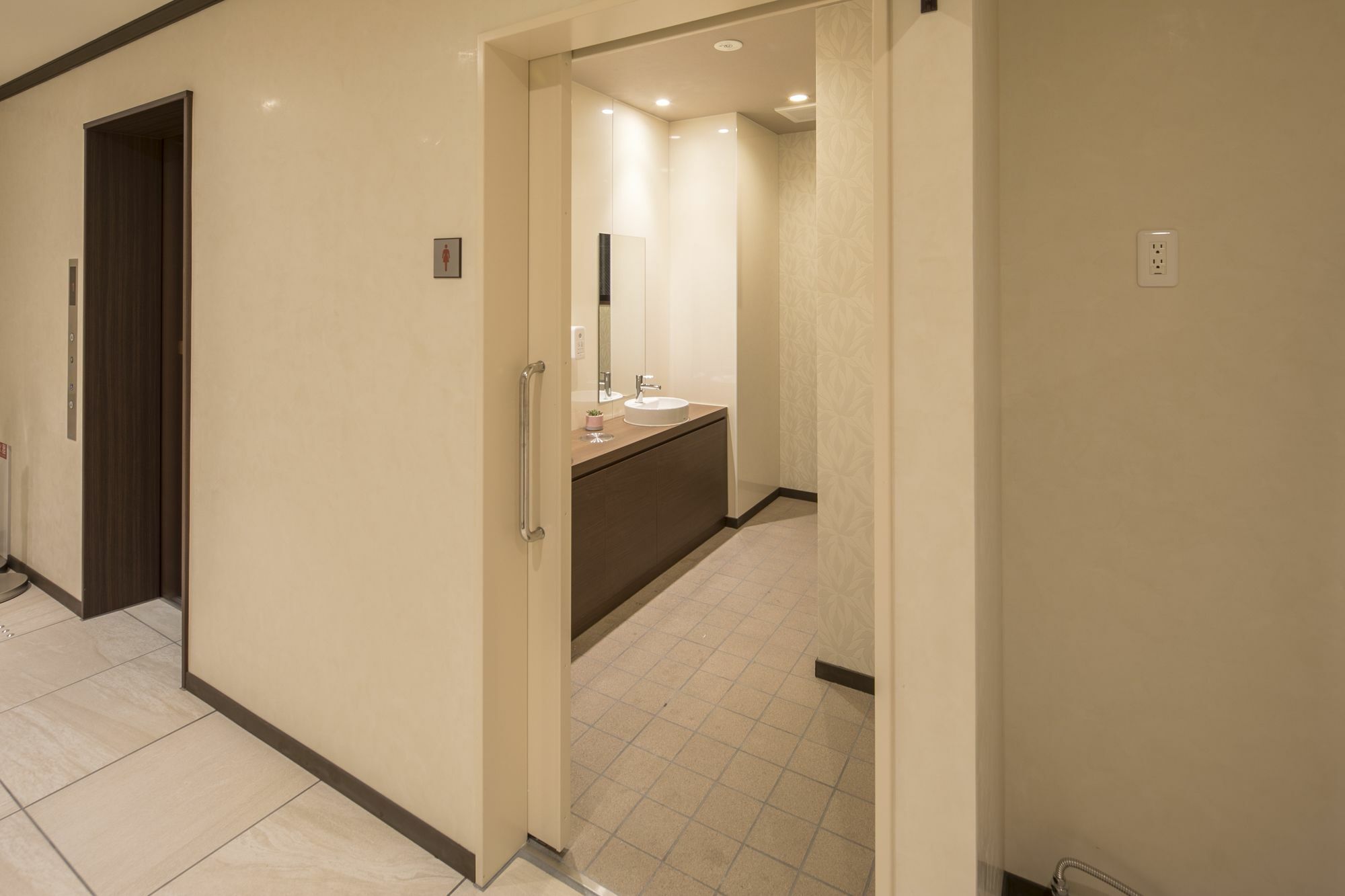 Hotel Wbf Yodoyabashi Minami Οσάκα Εξωτερικό φωτογραφία